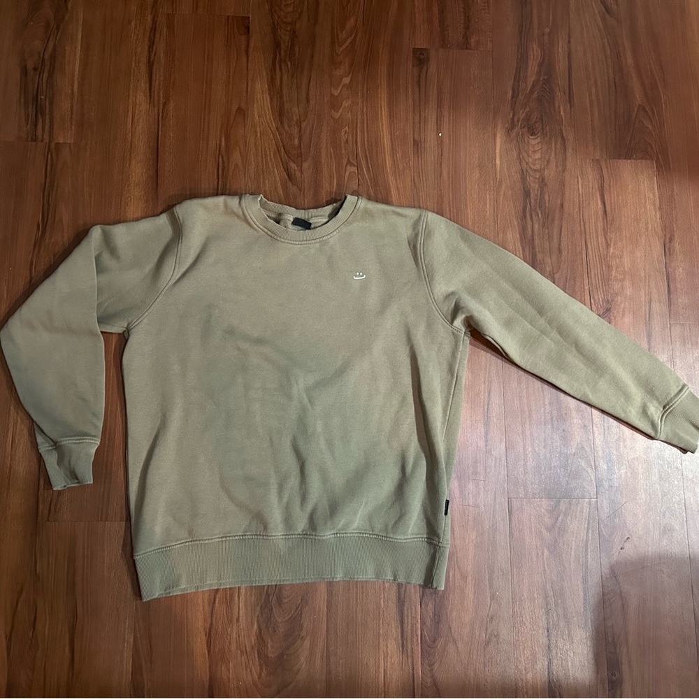 Green Sweatshirt